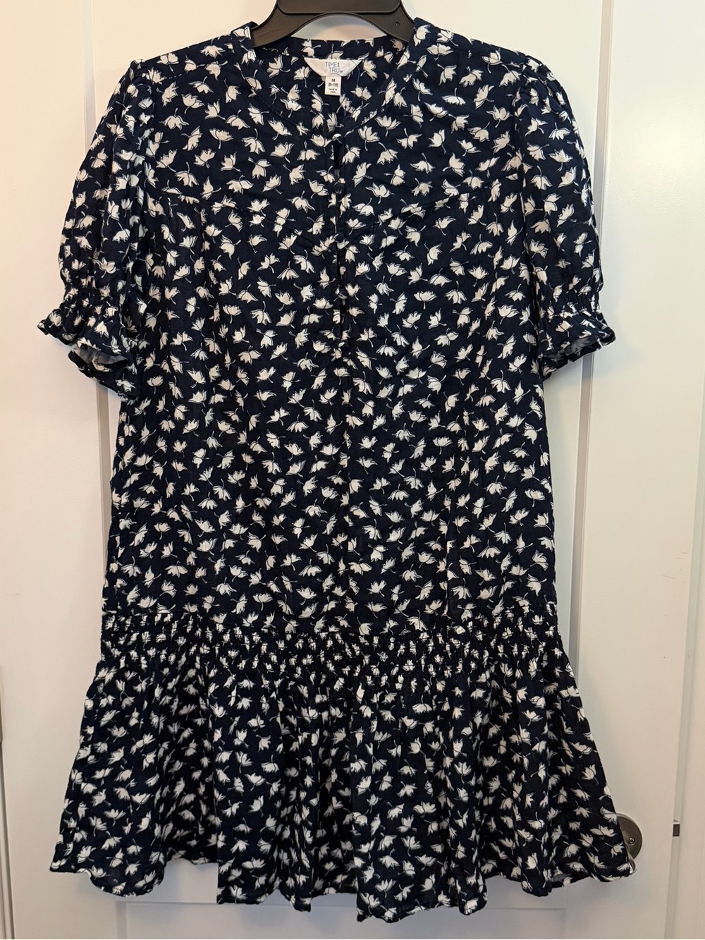 Medium Navy Blue Floral Print mini Dress